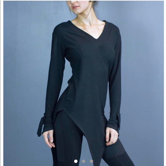 Helvak pointed hem tunic, size 4 - Picture 1 of 2